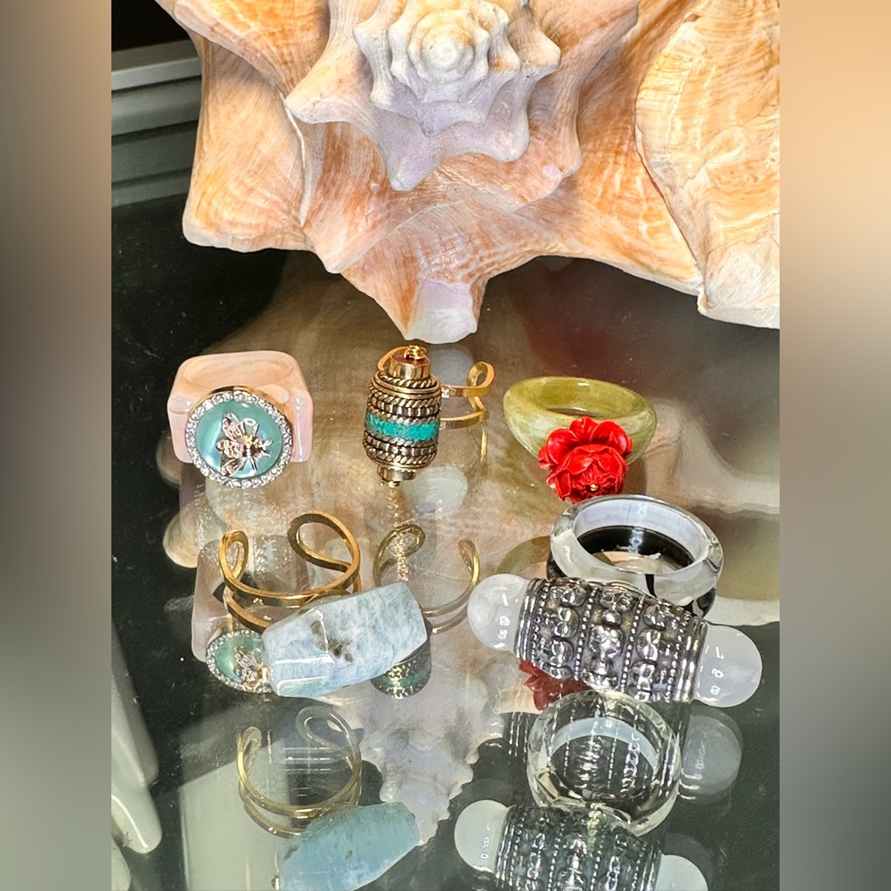 UNIQUE  STONES, RESIN, Statement Women's Ring Set of 5 (F) size 7